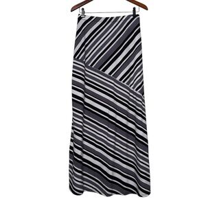 Joe B by Joe Benbasset Black & White Stripe Soft Knit Maxi Skirt Women’s Medium